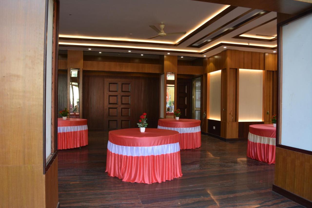 Jjk Rukmini Vilas Hotel & Banquet Muzaffarpur Exteriör bild