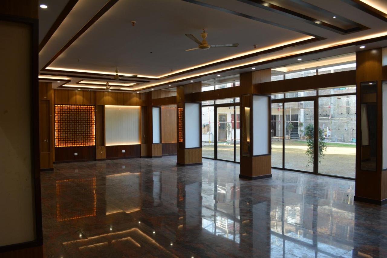 Jjk Rukmini Vilas Hotel & Banquet Muzaffarpur Exteriör bild