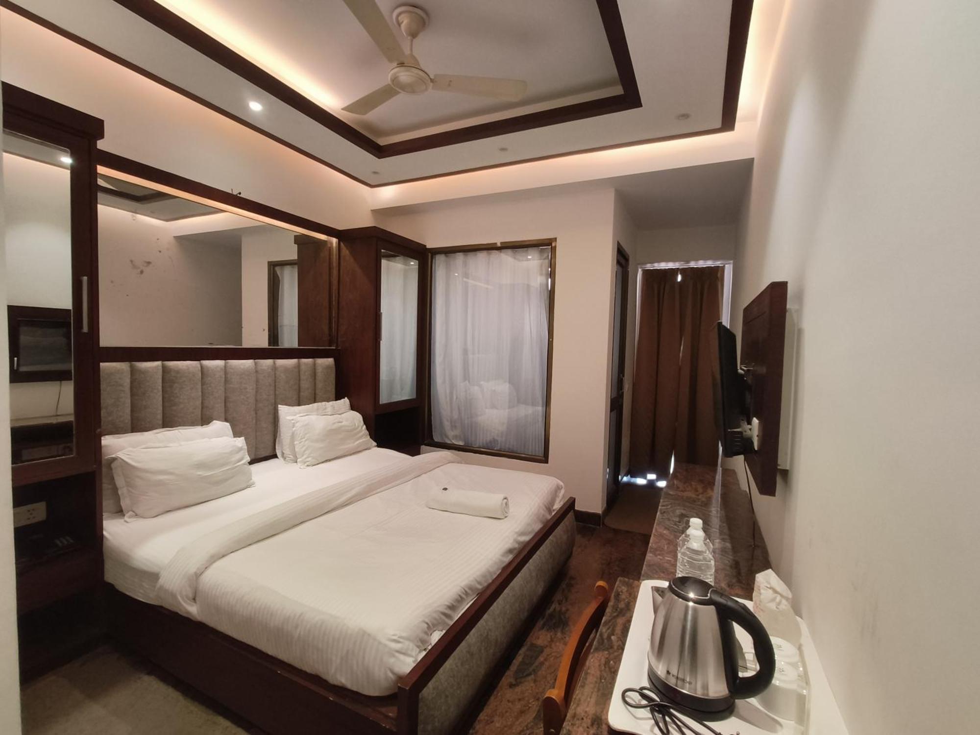 Jjk Rukmini Vilas Hotel & Banquet Muzaffarpur Exteriör bild
