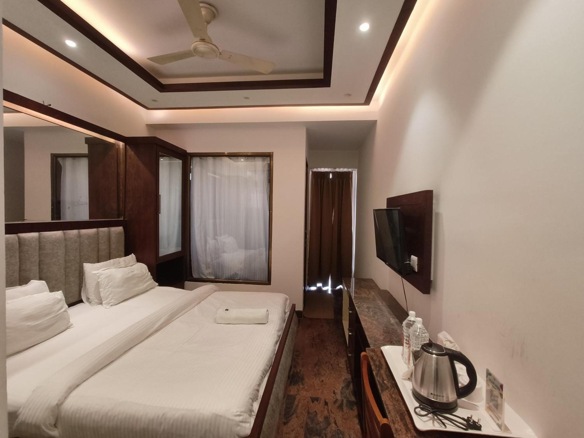 Jjk Rukmini Vilas Hotel & Banquet Muzaffarpur Exteriör bild