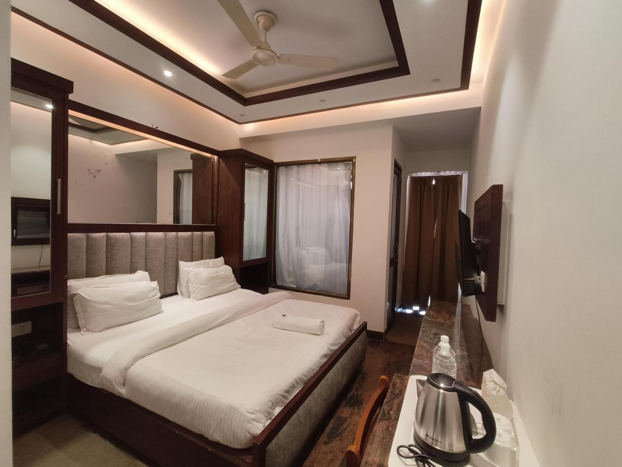 Jjk Rukmini Vilas Hotel & Banquet Muzaffarpur Exteriör bild