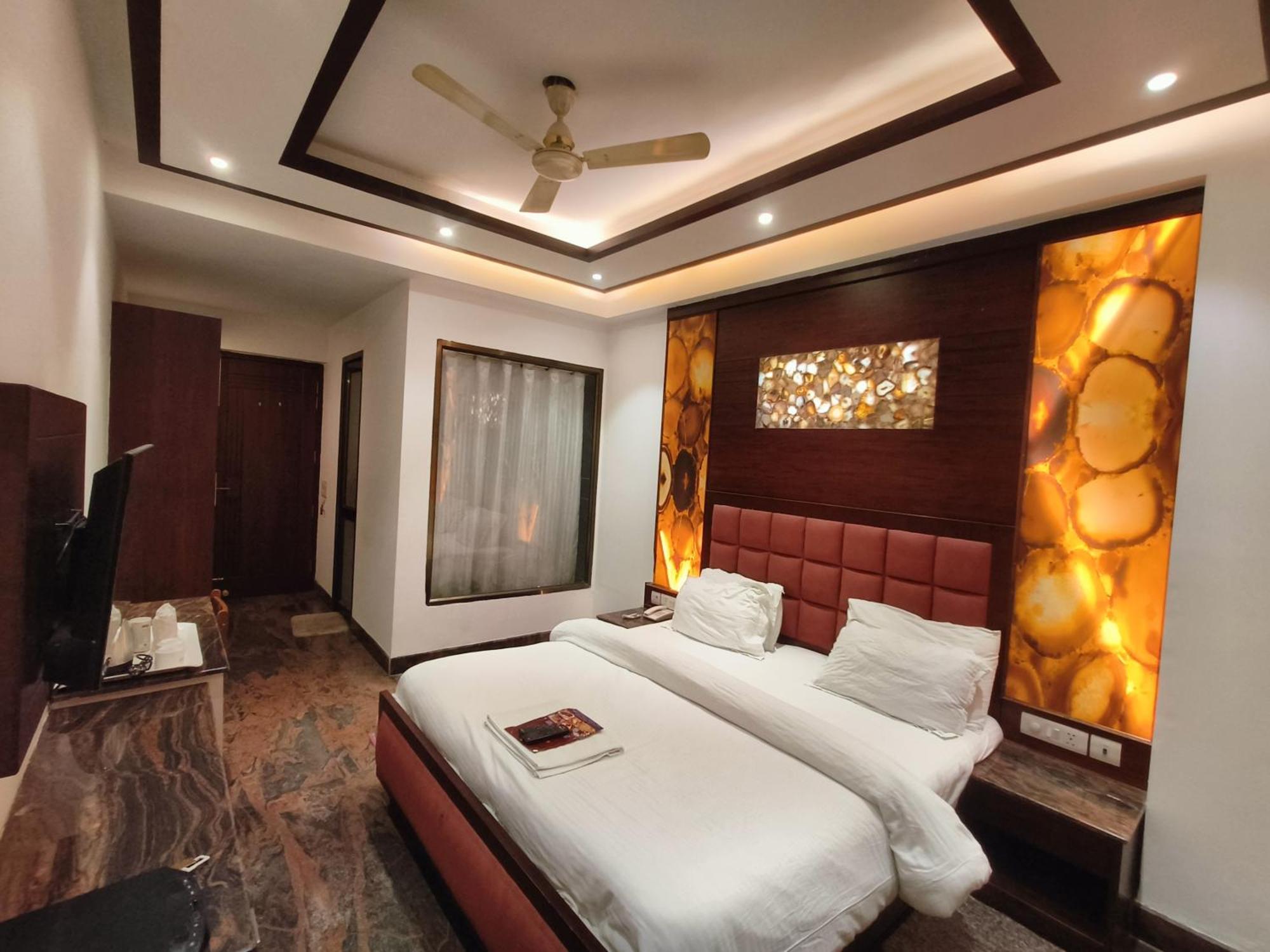 Jjk Rukmini Vilas Hotel & Banquet Muzaffarpur Exteriör bild