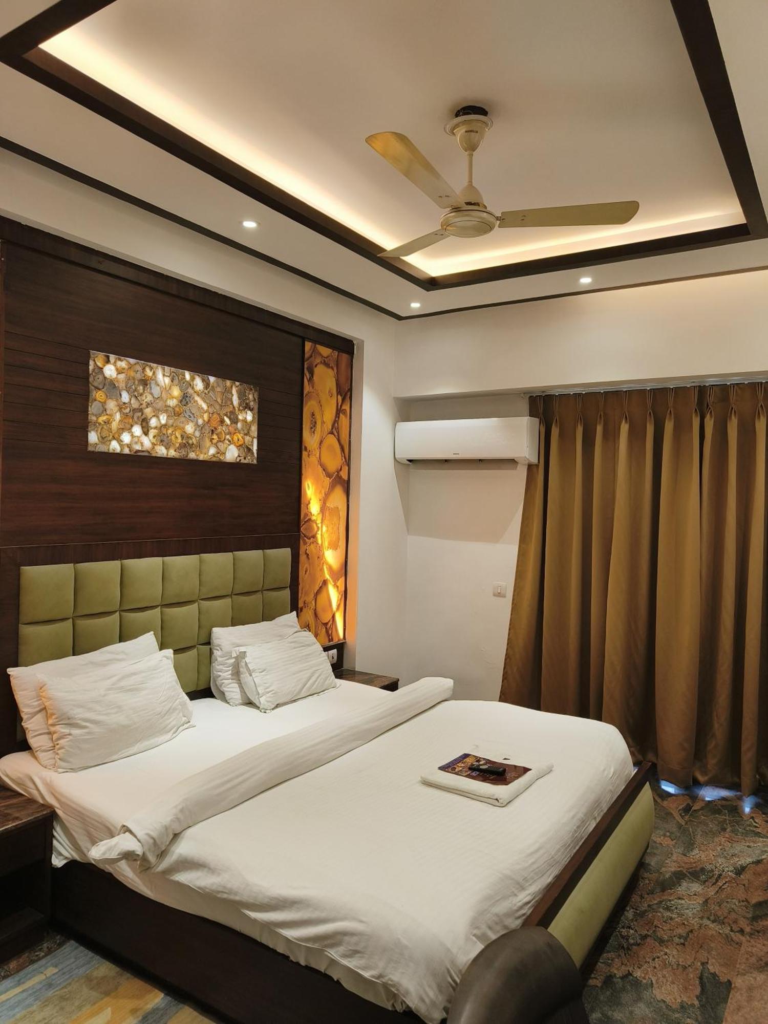 Jjk Rukmini Vilas Hotel & Banquet Muzaffarpur Exteriör bild