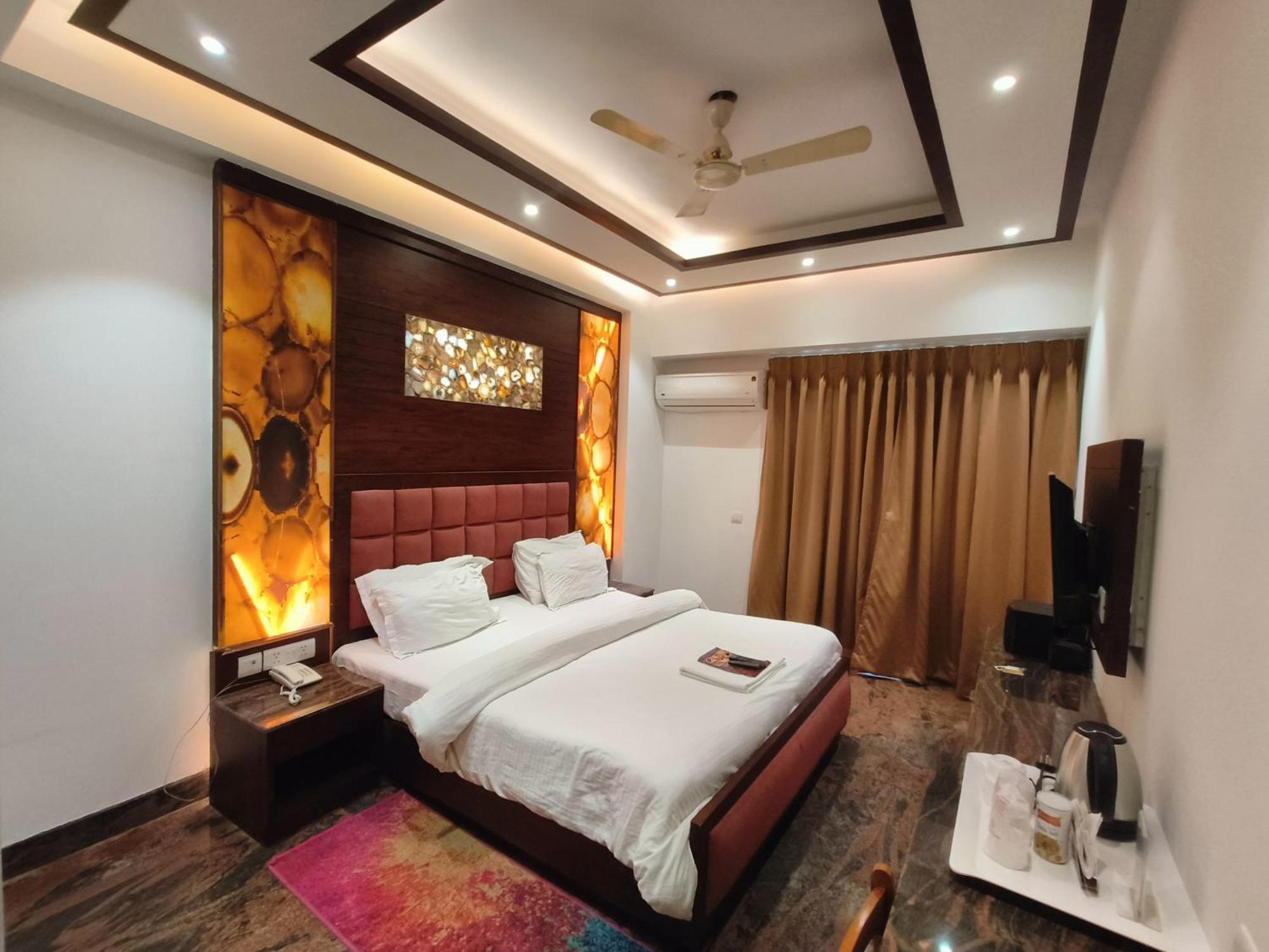 Jjk Rukmini Vilas Hotel & Banquet Muzaffarpur Exteriör bild