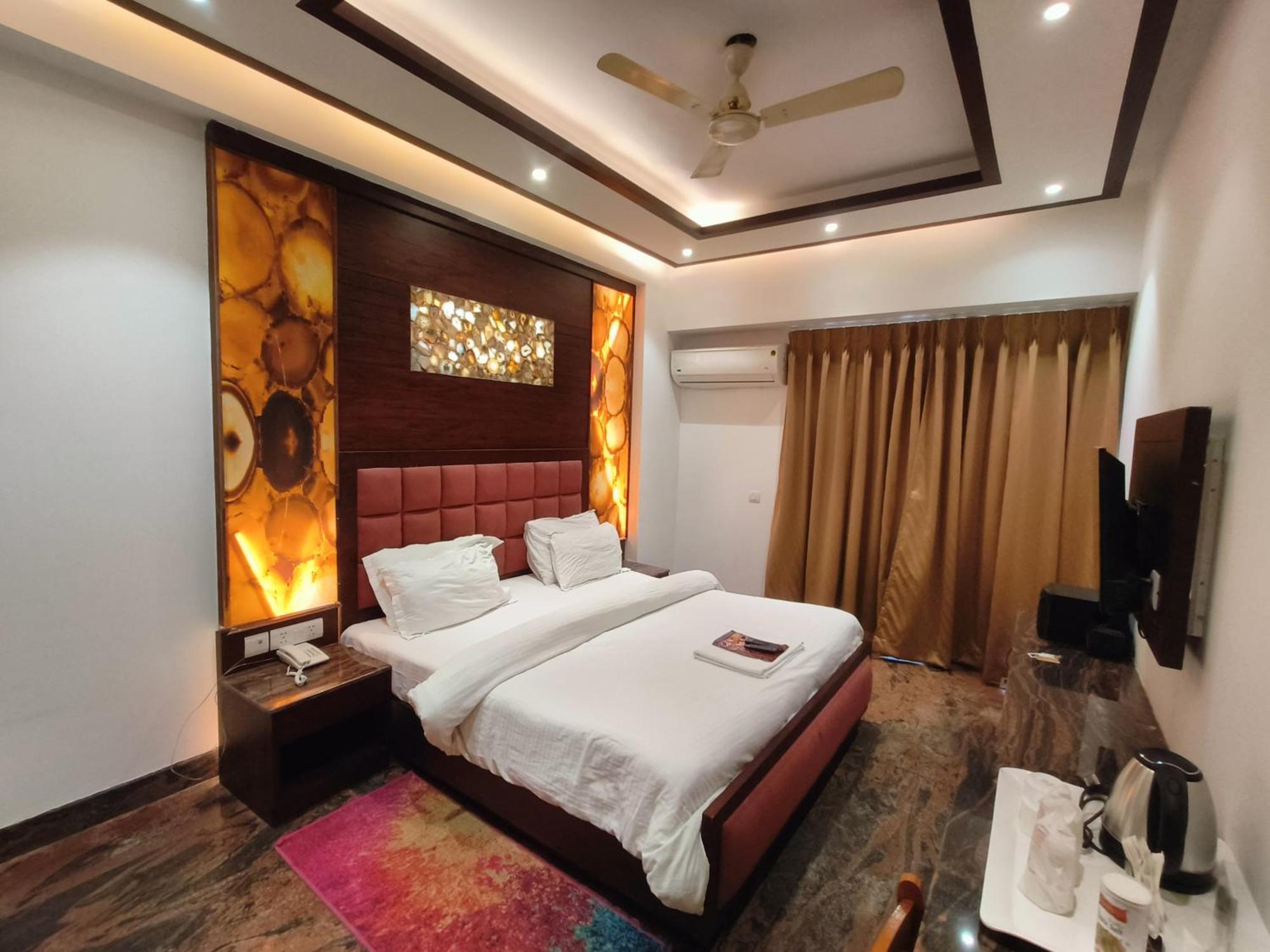 Jjk Rukmini Vilas Hotel & Banquet Muzaffarpur Exteriör bild