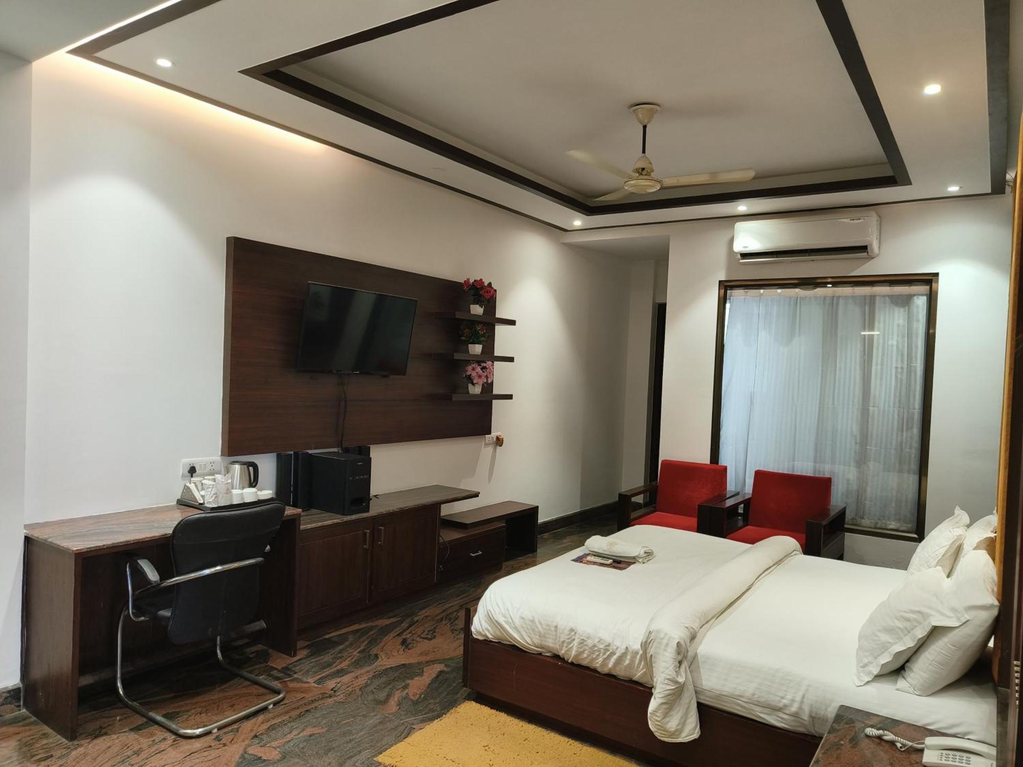 Jjk Rukmini Vilas Hotel & Banquet Muzaffarpur Exteriör bild