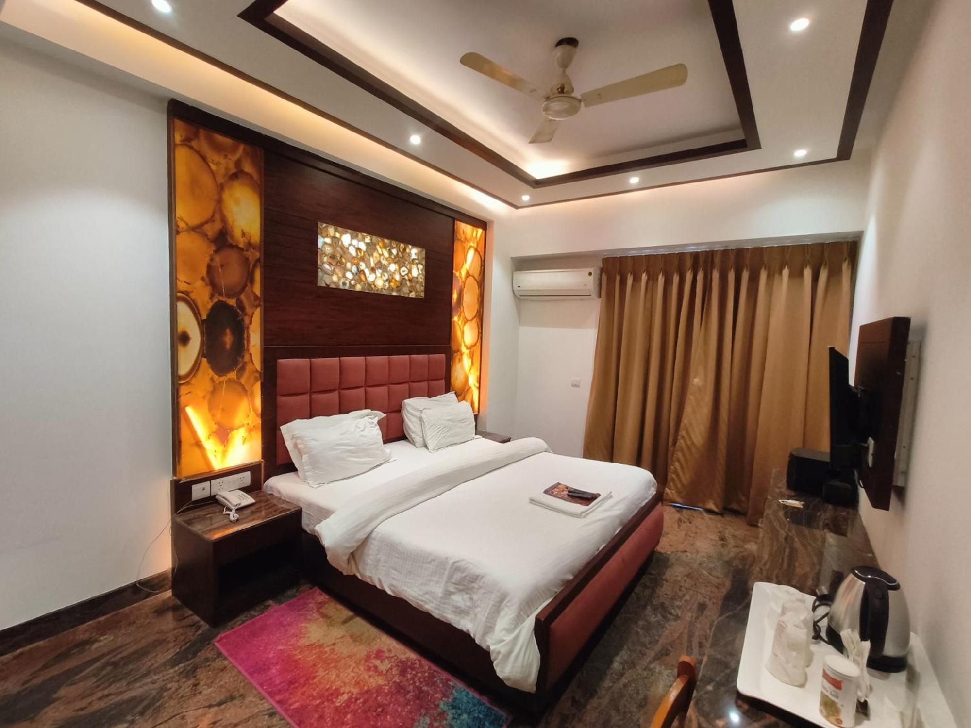 Jjk Rukmini Vilas Hotel & Banquet Muzaffarpur Exteriör bild