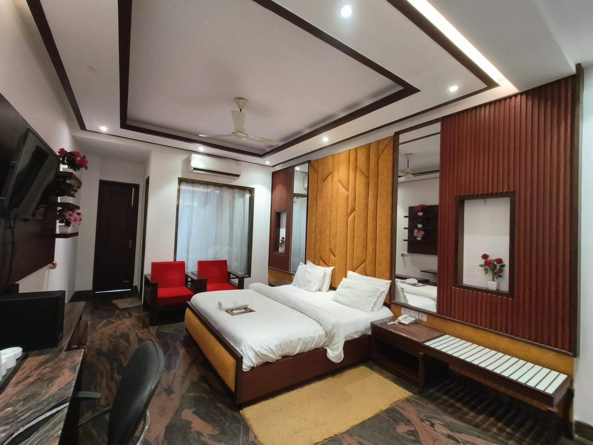 Jjk Rukmini Vilas Hotel & Banquet Muzaffarpur Exteriör bild