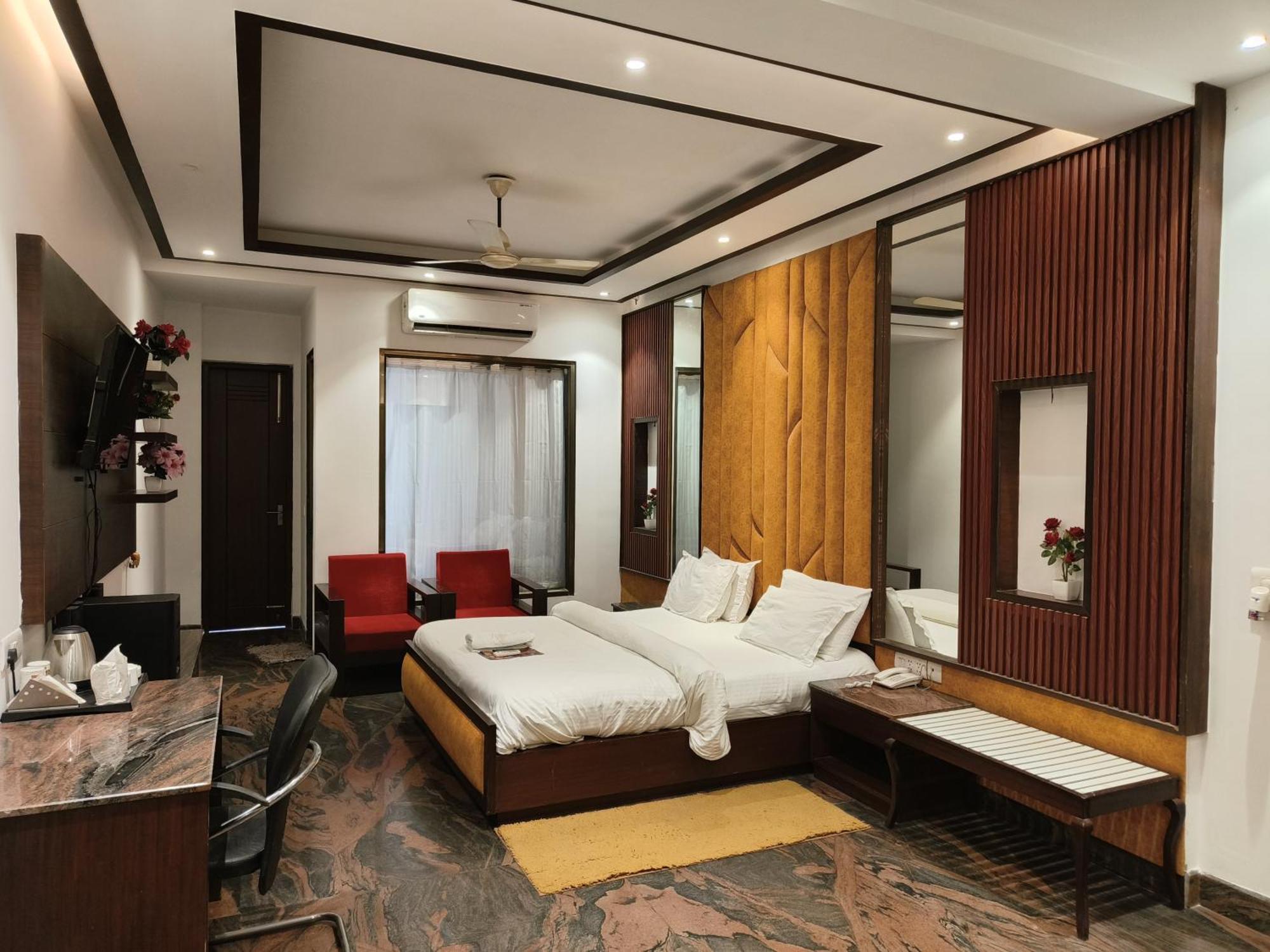 Jjk Rukmini Vilas Hotel & Banquet Muzaffarpur Exteriör bild